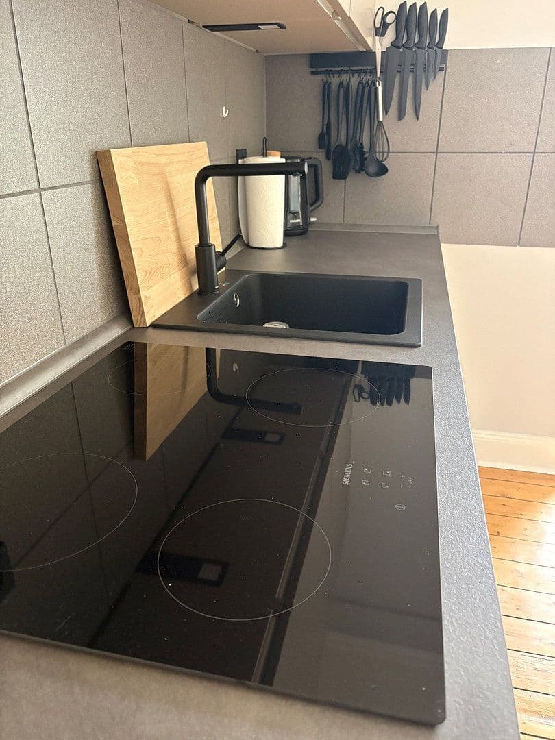 Pronájem bytu 2+1 42 m², Kanalstr. 64, Leverkusen, Severní Porýní-Vestfálsko Pronájem bytu 2+1 42 m², Kanalstr. 64, Leverkusen, Severní Porýní-Vestfálsko