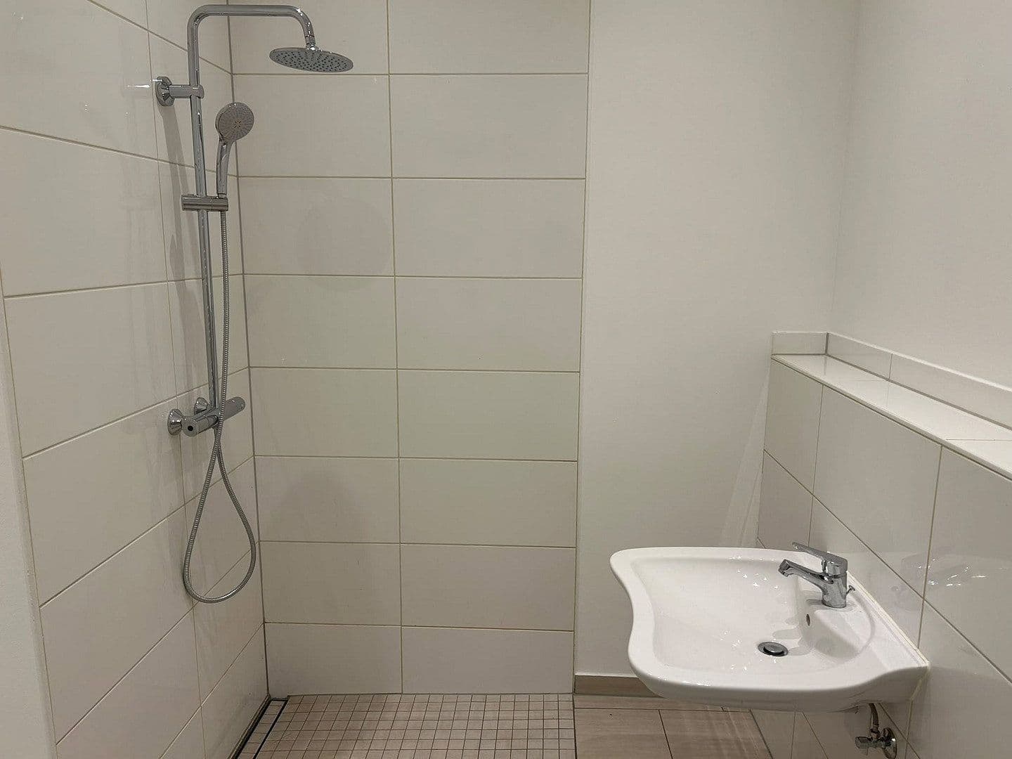 Pronájem bytu 1+1 62 m², Rheinstr. 51, Baden-Baden, Bádensko-Württembersko Pronájem bytu 1+1 62 m², Rheinstr. 51, Baden-Baden, Bádensko-Württembersko