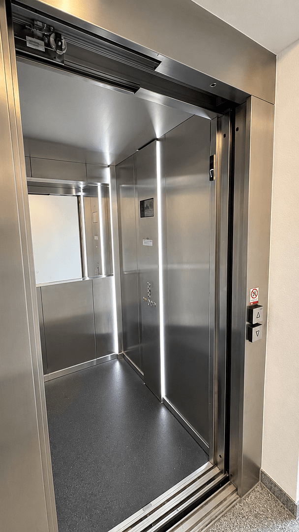 Prodej bytu 5+1 104 m², Jungbornweg 6, Köln, Severní Porýní-Vestfálsko Prodej bytu 5+1 104 m², Jungbornweg 6, Köln, Severní Porýní-Vestfálsko