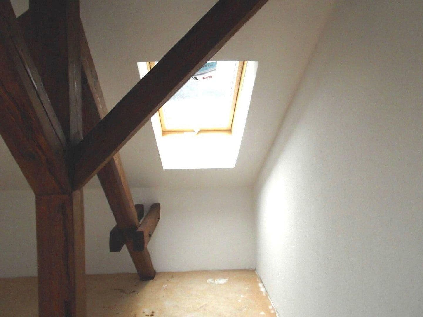 Pronájem bytu 4+1 69 m², Trierer Straße 33, Weimar, Durynsko Pronájem bytu 4+1 69 m², Trierer Straße 33, Weimar, Durynsko