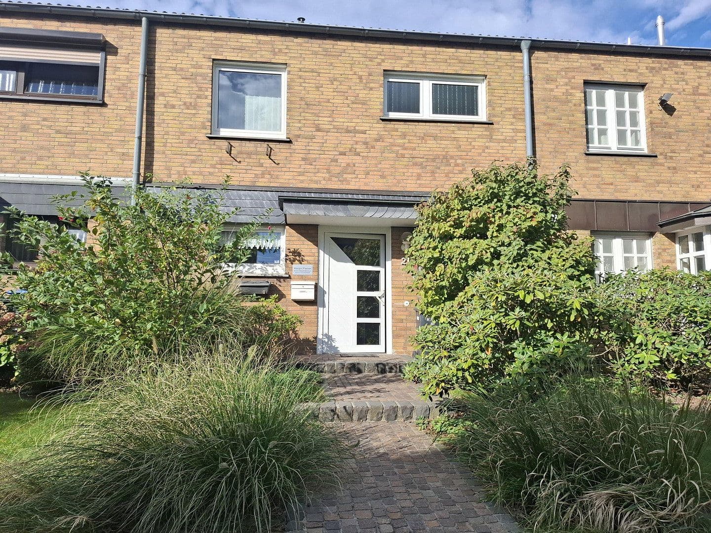 Prodej domu 122 m², pozemek 227 m², Dürerstraße 21, Haan, Severní Porýní-Vestfálsko Prodej domu 122 m², pozemek 227 m², Dürerstraße 21, Haan, Severní Porýní-Vestfálsko
