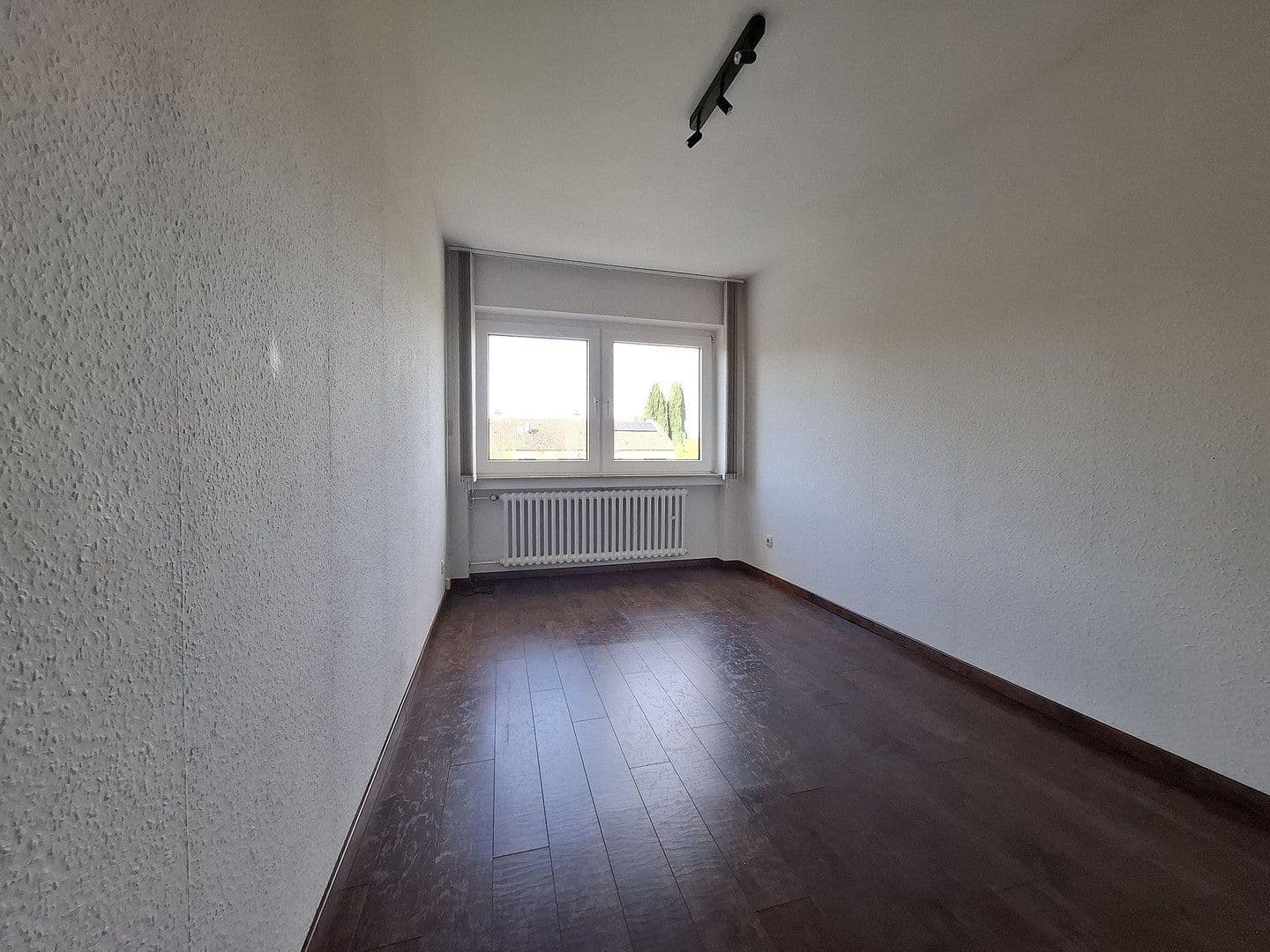 Prodej domu 122 m², pozemek 227 m², Dürerstraße 21, Haan, Severní Porýní-Vestfálsko Prodej domu 122 m², pozemek 227 m², Dürerstraße 21, Haan, Severní Porýní-Vestfálsko