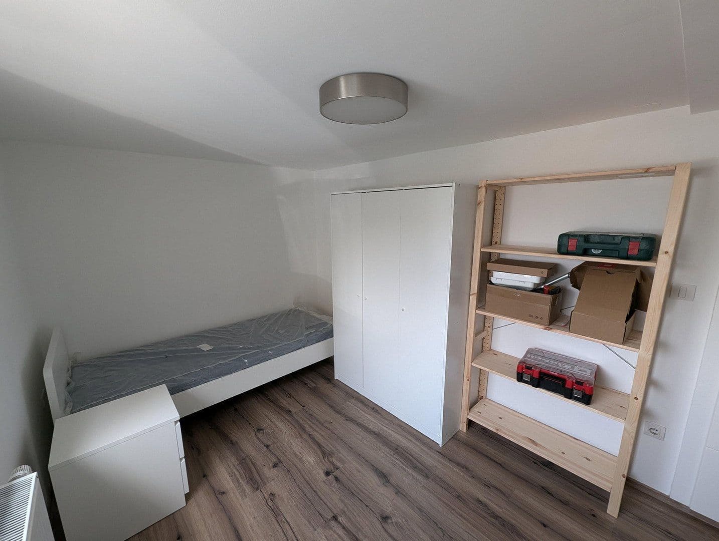 Pronájem bytu 5+1 11 m², Neckarstr. 13,, Villingen-Schwenningen, Bádensko-Württembersko Pronájem bytu 5+1 11 m², Neckarstr. 13,, Villingen-Schwenningen, Bádensko-Württembersko