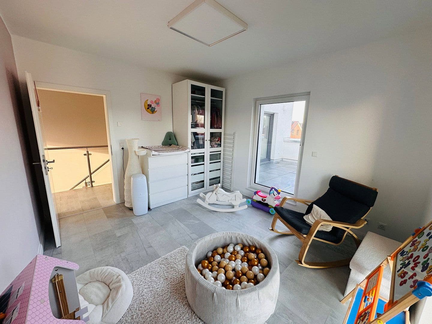 Prodej domu 171 m², pozemek 707 m², Ilsede, Dolní Sasko Prodej domu 171 m², pozemek 707 m², Ilsede, Dolní Sasko
