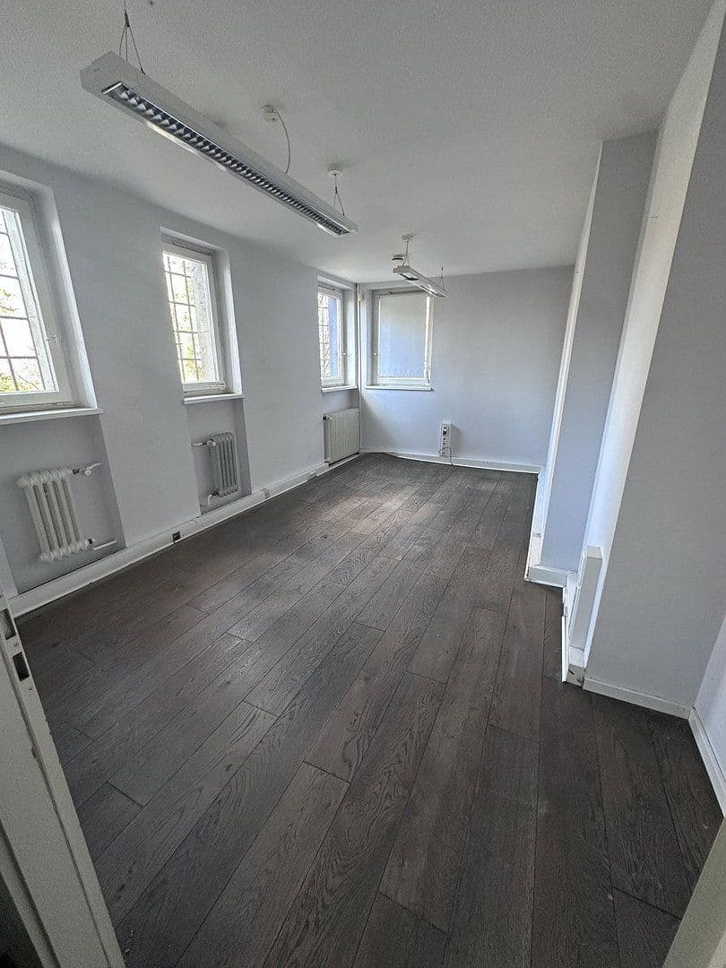 Prodej domu 312 m², pozemek 1.500 m², Berlin, Berlín Prodej domu 312 m², pozemek 1.500 m², Berlin, Berlín