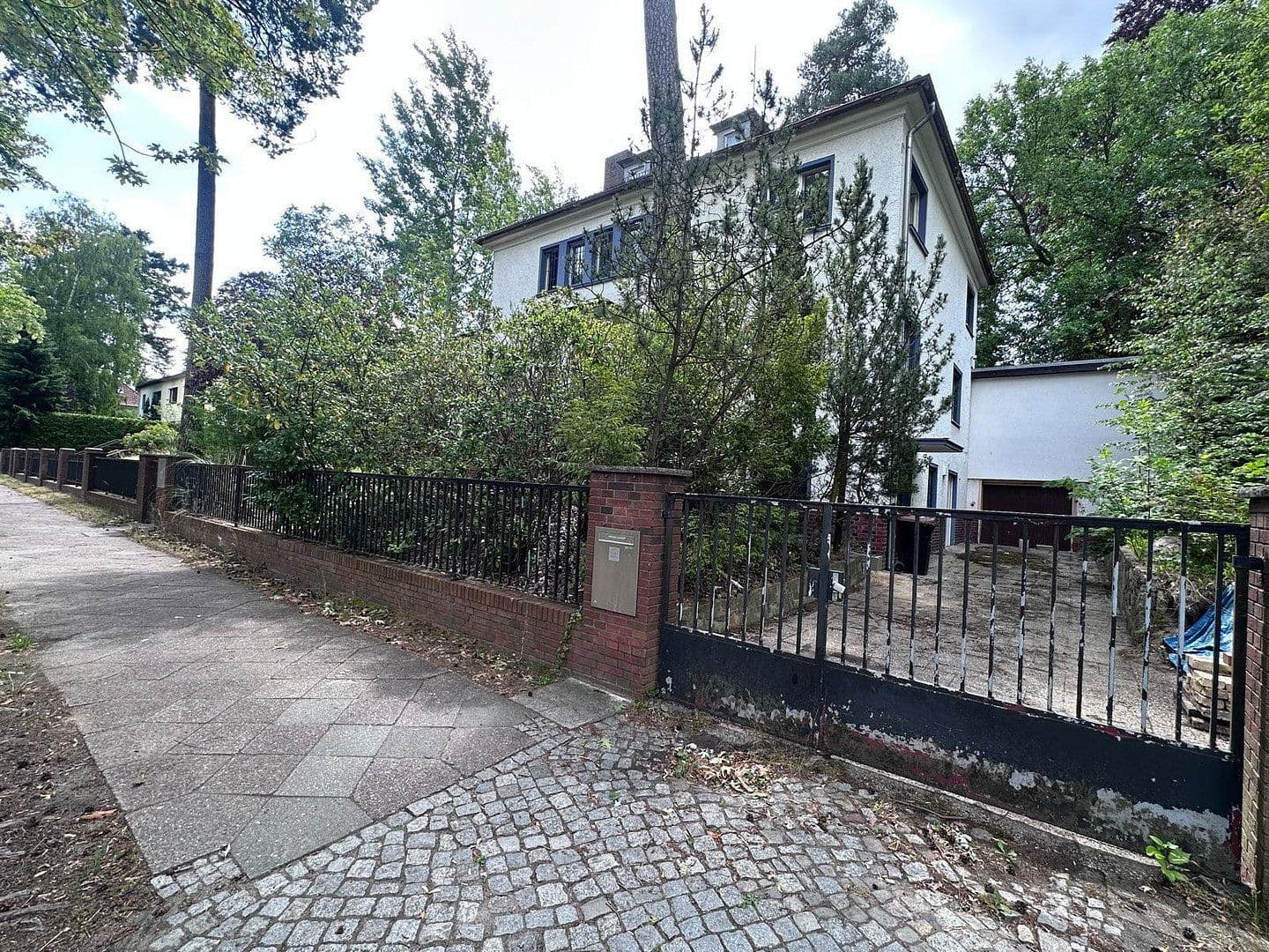 Prodej domu 312 m², pozemek 1.500 m², Berlin, Berlín Prodej domu 312 m², pozemek 1.500 m², Berlin, Berlín