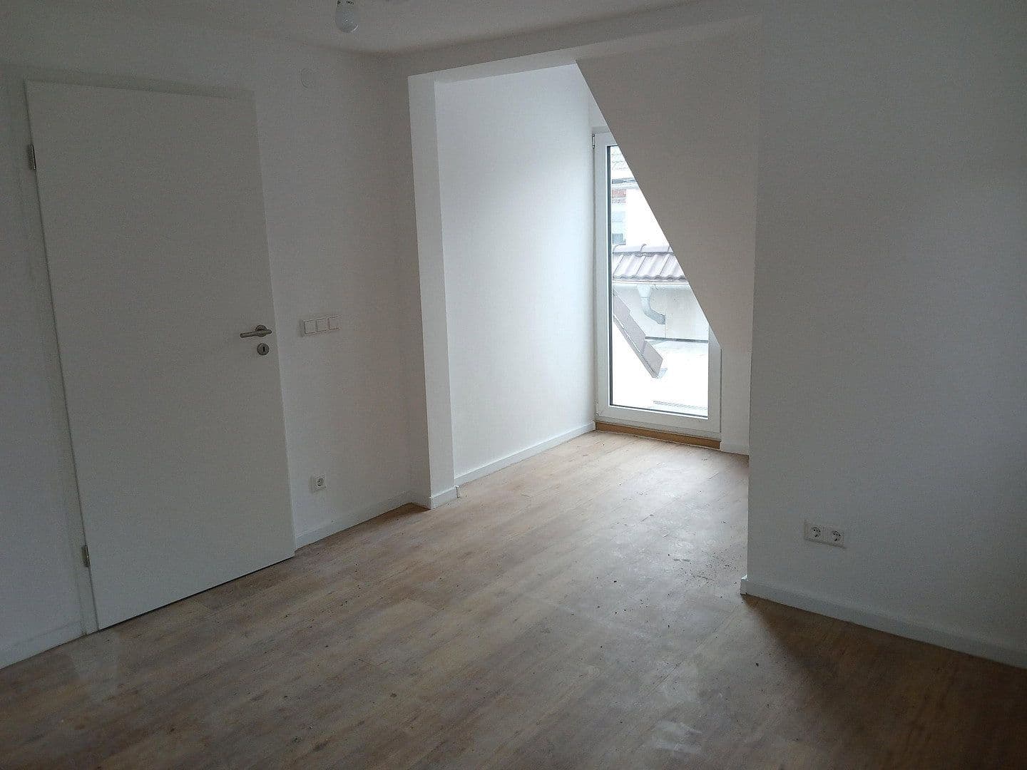 Pronájem bytu 1+1 30 m², Blaubeuren, Bádensko-Württembersko Pronájem bytu 1+1 30 m², Blaubeuren, Bádensko-Württembersko