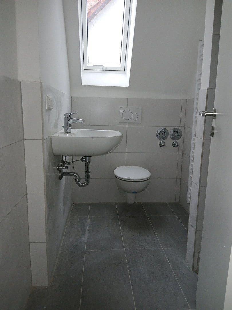 Pronájem bytu 1+1 30 m², Blaubeuren, Bádensko-Württembersko Pronájem bytu 1+1 30 m², Blaubeuren, Bádensko-Württembersko