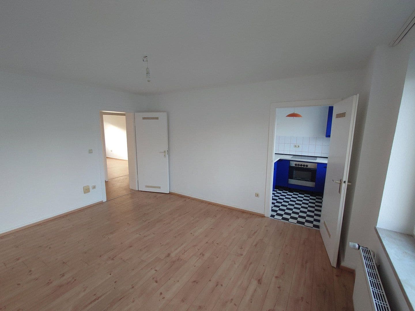 Pronájem bytu 3+1 55 m², Mechtildisstrasse 11, Essen, Severní Porýní-Vestfálsko Pronájem bytu 3+1 55 m², Mechtildisstrasse 11, Essen, Severní Porýní-Vestfálsko
