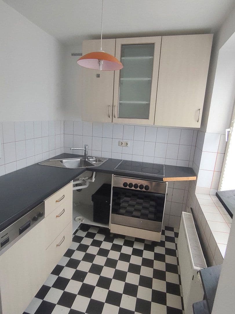 Pronájem bytu 3+1 55 m², Mechtildisstrasse 11, Essen, Severní Porýní-Vestfálsko Pronájem bytu 3+1 55 m², Mechtildisstrasse 11, Essen, Severní Porýní-Vestfálsko