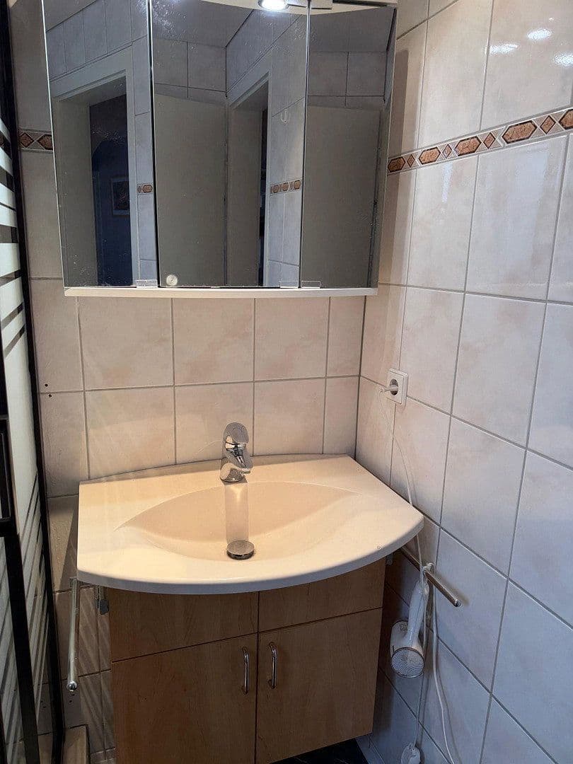 Prodej domu 105 m², pozemek 515 m², Oedheim, Bádensko-Württembersko Prodej domu 105 m², pozemek 515 m², Oedheim, Bádensko-Württembersko