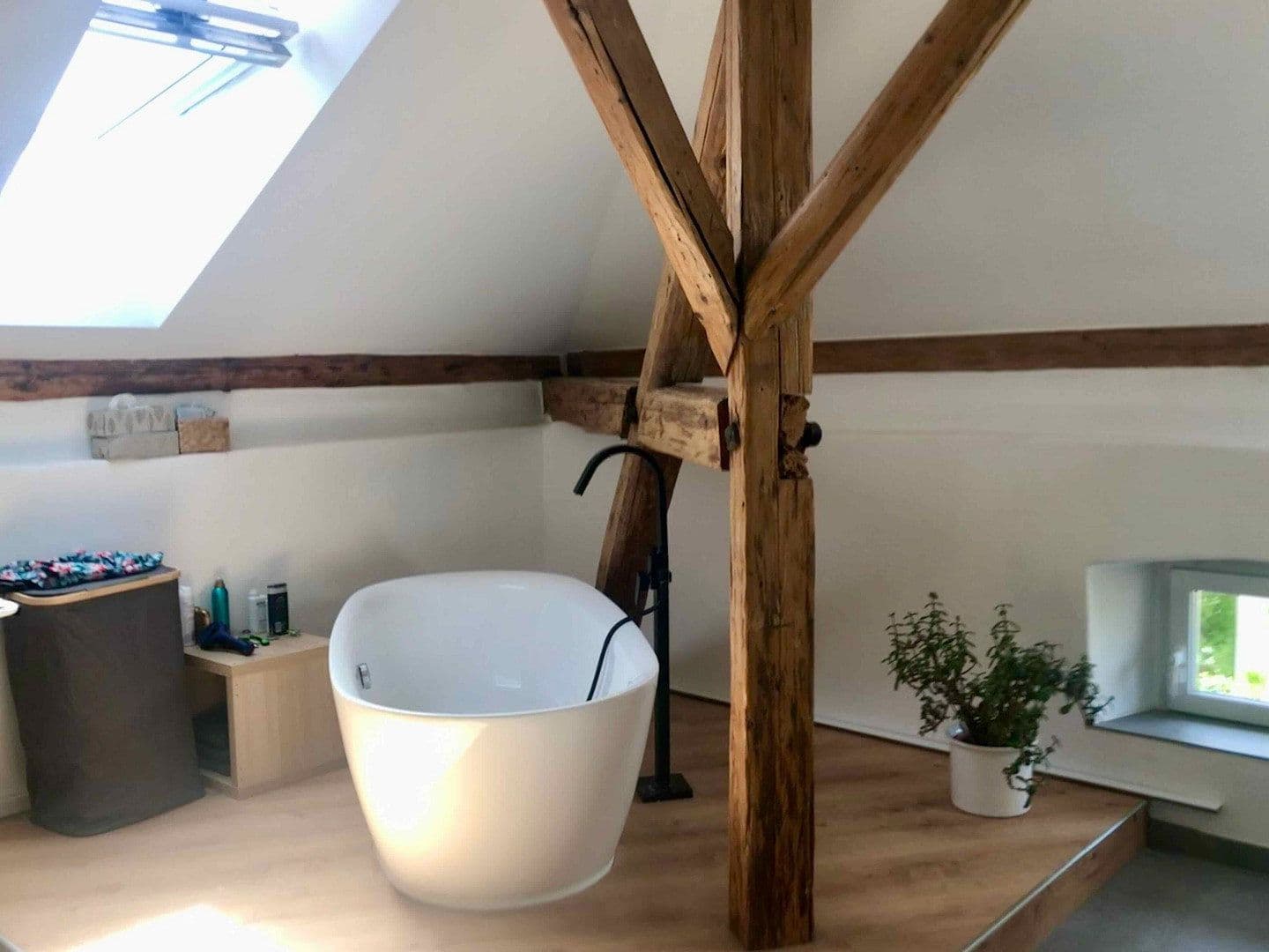 Pronájem bytu 3+kk 135 m², Kitzingen, Bavorsko Pronájem bytu 3+kk 135 m², Kitzingen, Bavorsko