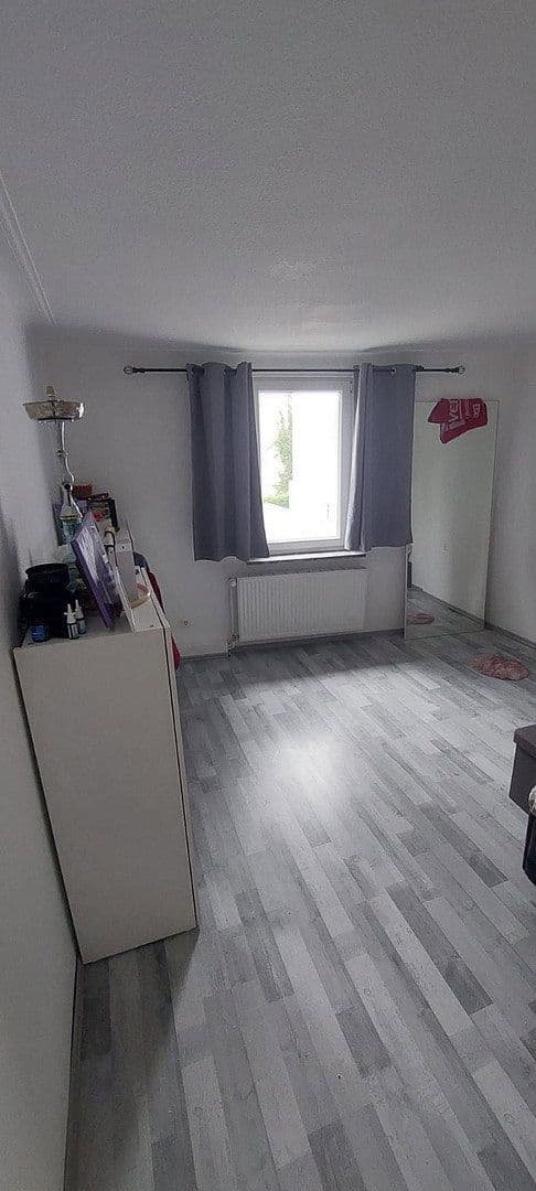 Pronájem bytu 1+1 12 m², Friedrich Ebertstraße 15, Sindelfingen, Bádensko-Württembersko Pronájem bytu 1+1 12 m², Friedrich Ebertstraße 15, Sindelfingen, Bádensko-Württembersko