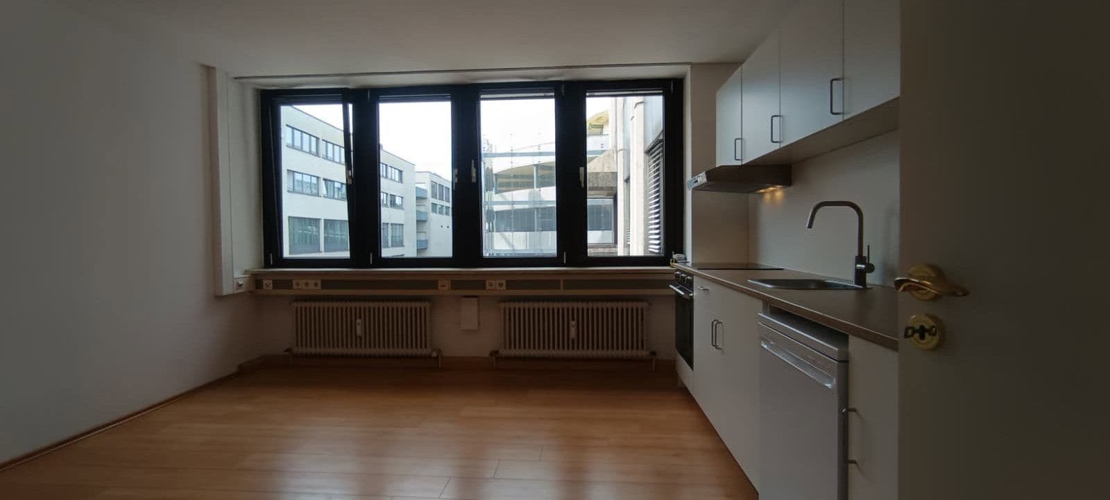 Pronájem bytu 4+1 125 m², Kleiner Exerzierplatz 4, Passau, Bavorsko Pronájem bytu 4+1 125 m², Kleiner Exerzierplatz 4, Passau, Bavorsko