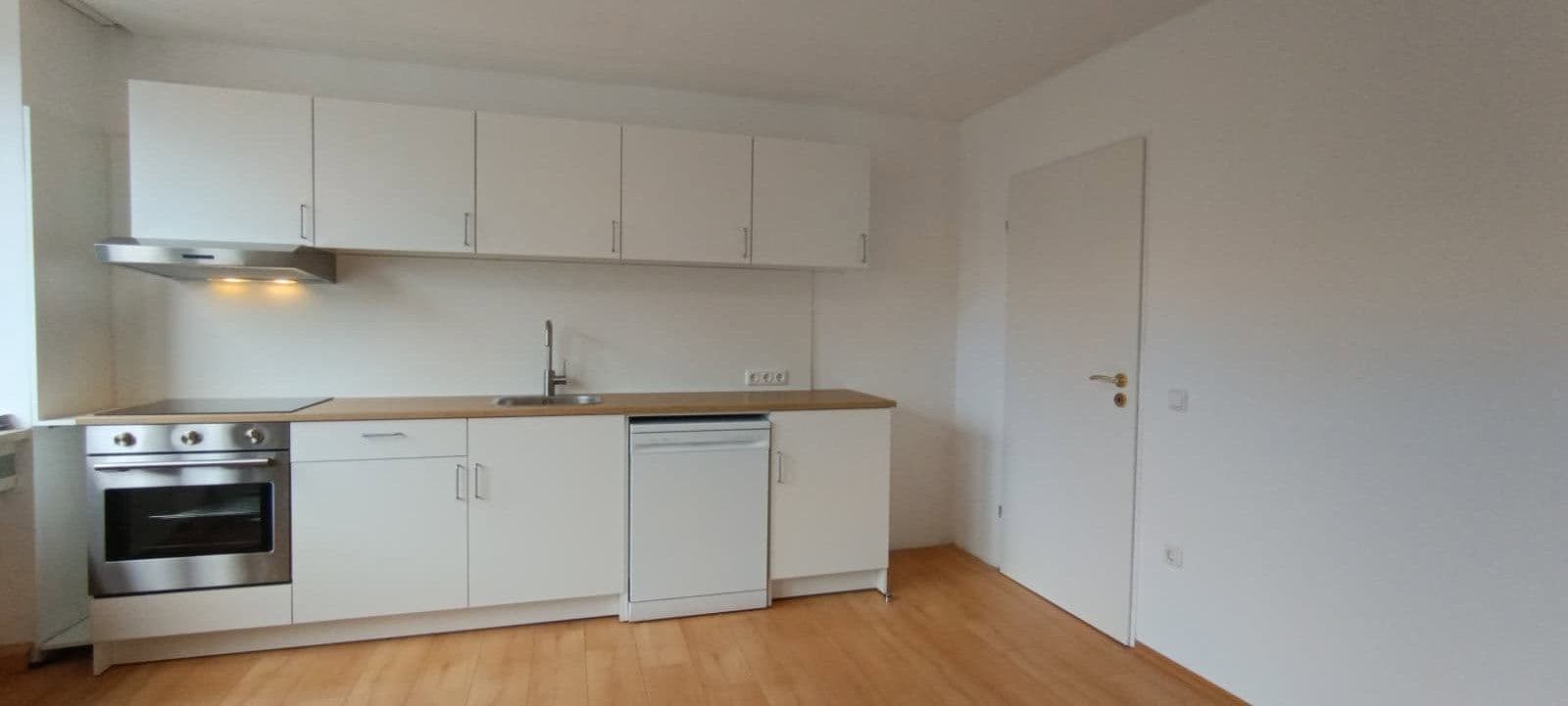 Pronájem bytu 4+1 125 m², Kleiner Exerzierplatz 4, Passau, Bavorsko Pronájem bytu 4+1 125 m², Kleiner Exerzierplatz 4, Passau, Bavorsko
