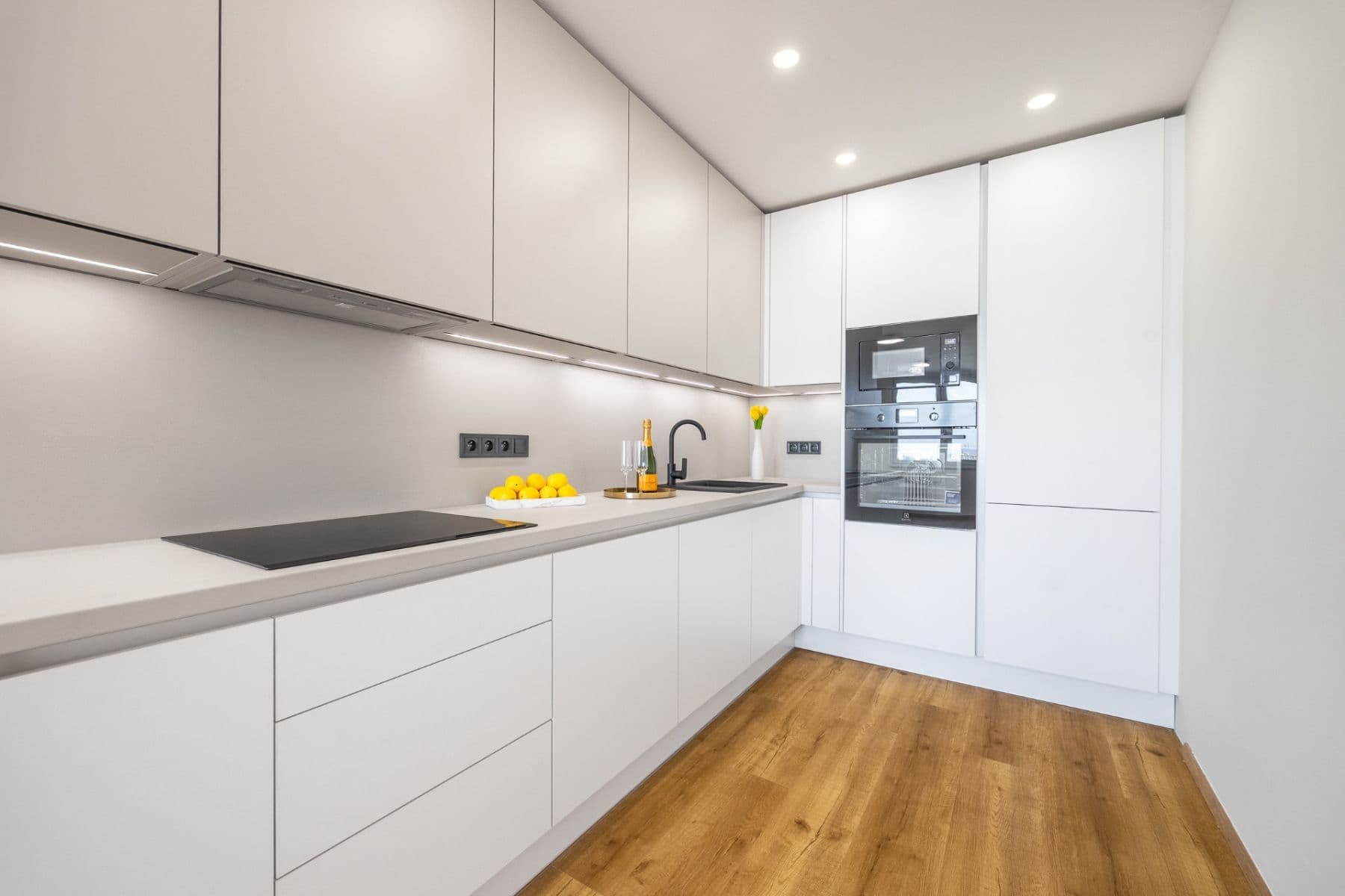Prodej bytu 3+kk 68 m², Petýrkova, Praha, Praha Prodej bytu 3+kk 68 m², Petýrkova, Praha, Praha