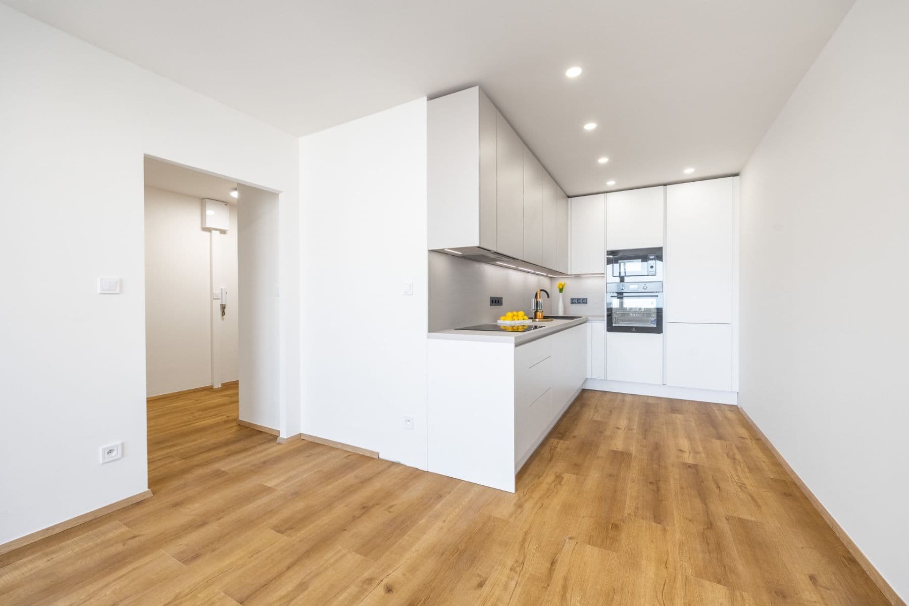 Prodej bytu 3+kk 68 m², Petýrkova, Praha, Praha Prodej bytu 3+kk 68 m², Petýrkova, Praha, Praha