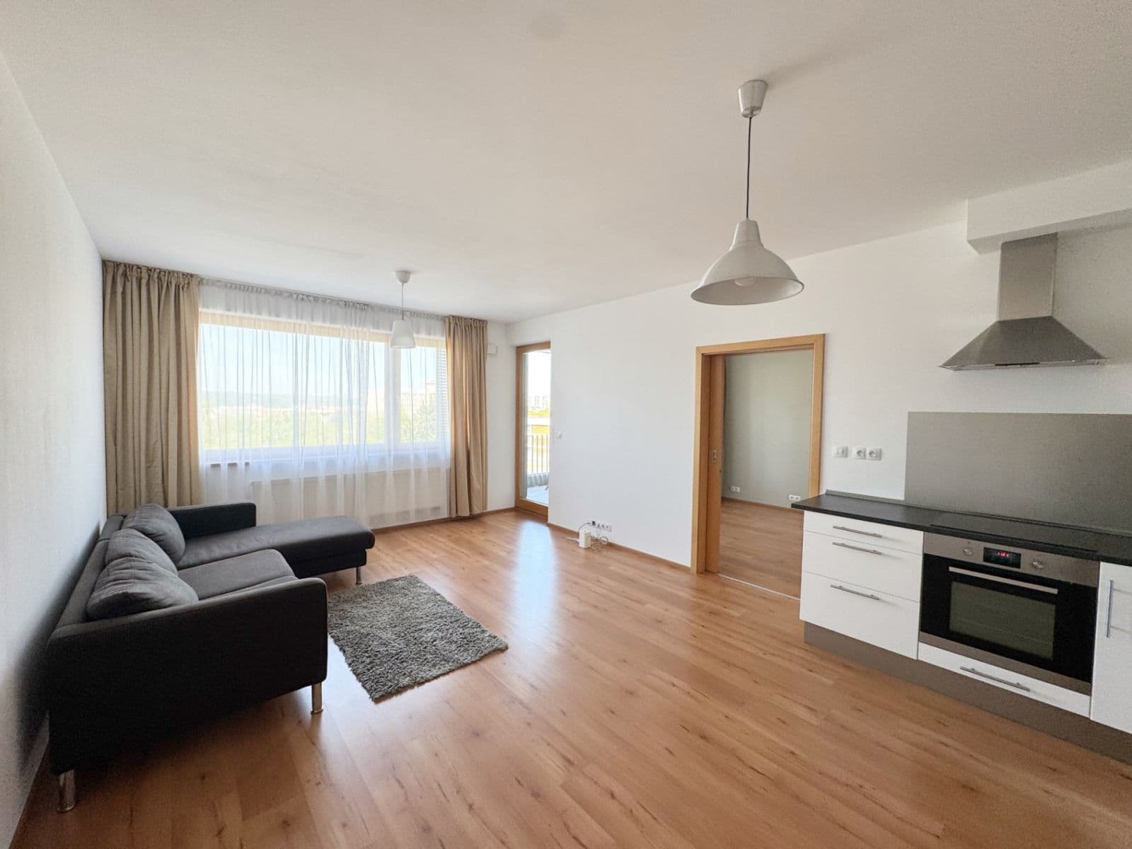 Pronájem bytu 2+kk 62 m², Generála Šišky, Praha, Praha Pronájem bytu 2+kk 62 m², Generála Šišky, Praha, Praha