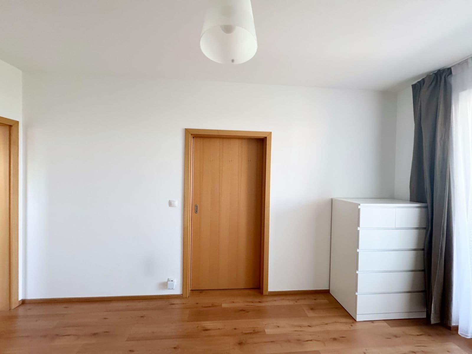 Pronájem bytu 2+kk 62 m², Generála Šišky, Praha, Praha Pronájem bytu 2+kk 62 m², Generála Šišky, Praha, Praha