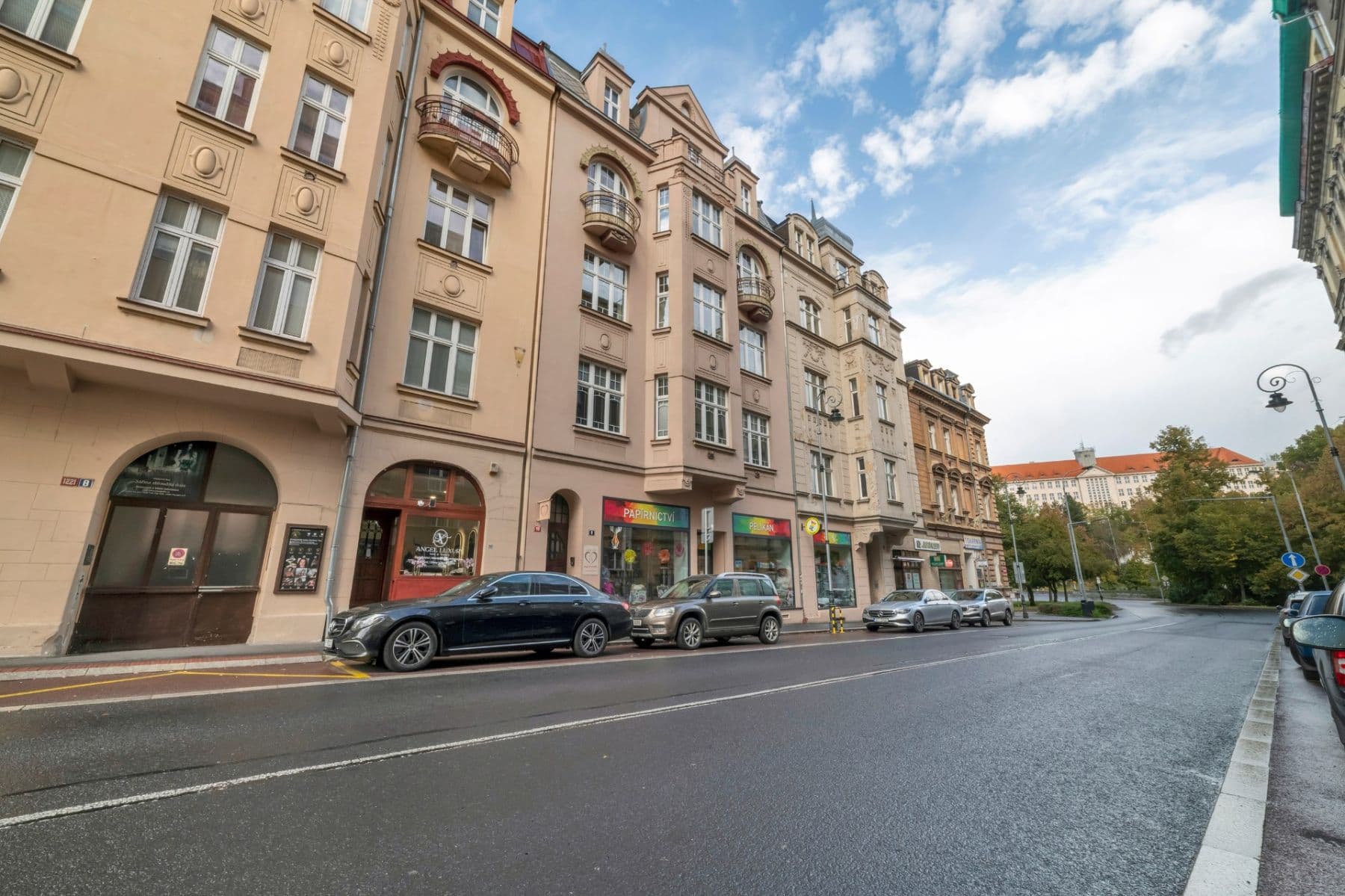 Prodej bytu 112 m², Varšavská, Karlovy Vary, Karlovarský kraj Prodej bytu 112 m², Varšavská, Karlovy Vary, Karlovarský kraj