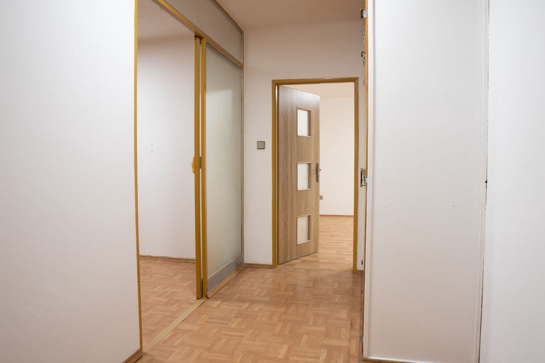 Pronájem bytu 3+1 81 m², Nádražní, Milevsko, Jihočeský kraj Pronájem bytu 3+1 81 m², Nádražní, Milevsko, Jihočeský kraj