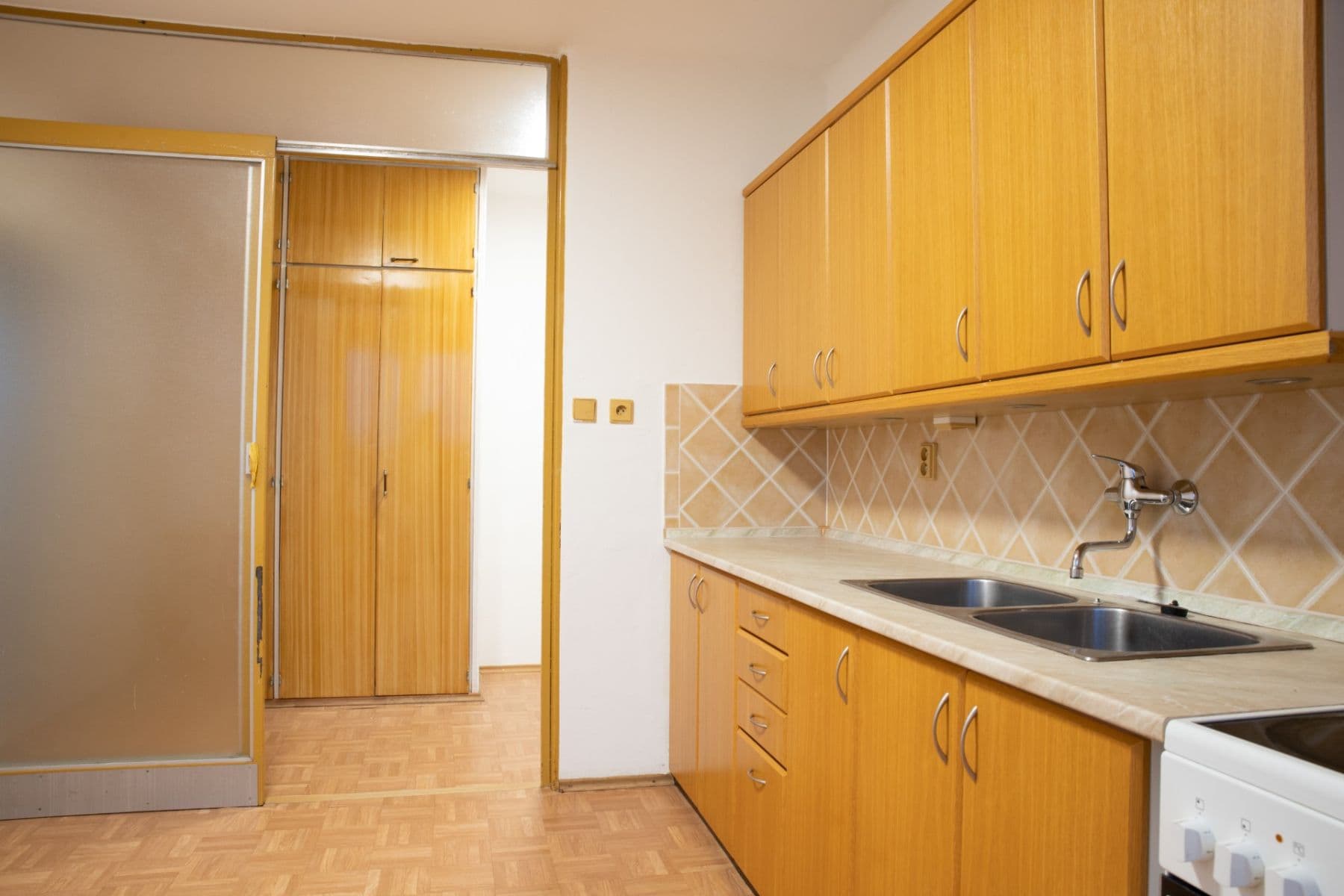 Pronájem bytu 3+1 81 m², Nádražní, Milevsko, Jihočeský kraj Pronájem bytu 3+1 81 m², Nádražní, Milevsko, Jihočeský kraj