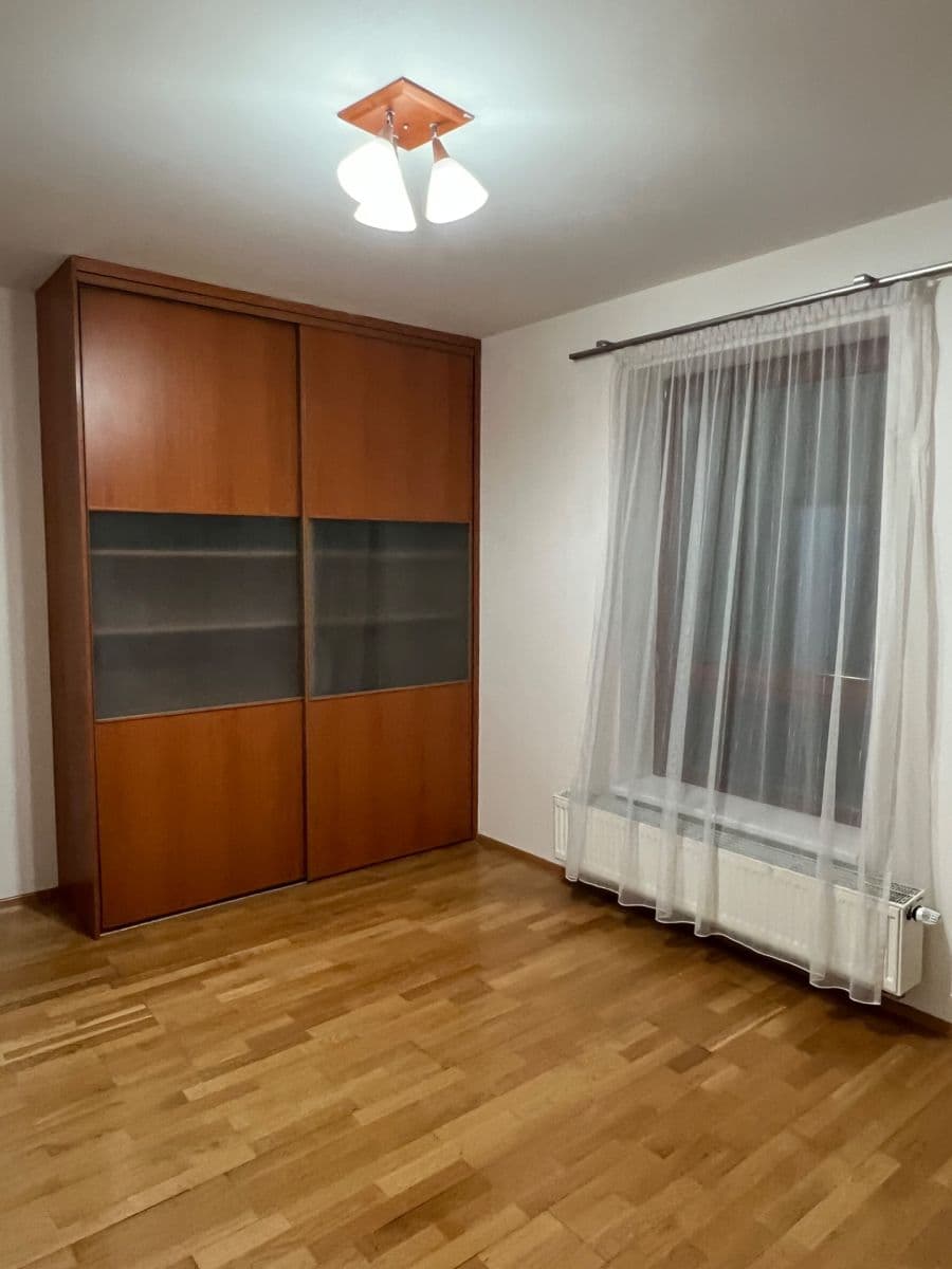 Pronájem bytu 3+kk 77 m², Podvinný mlýn, Praha, Praha Pronájem bytu 3+kk 77 m², Podvinný mlýn, Praha, Praha