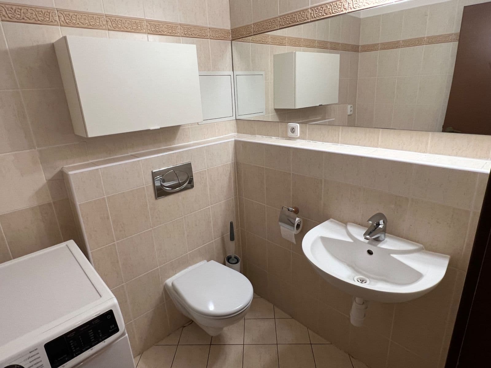 Pronájem bytu 3+kk 77 m², Podvinný mlýn, Praha, Praha Pronájem bytu 3+kk 77 m², Podvinný mlýn, Praha, Praha