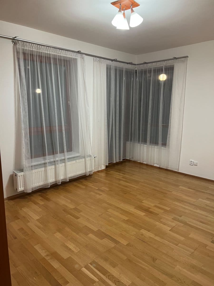 Pronájem bytu 3+kk 77 m², Podvinný mlýn, Praha, Praha Pronájem bytu 3+kk 77 m², Podvinný mlýn, Praha, Praha