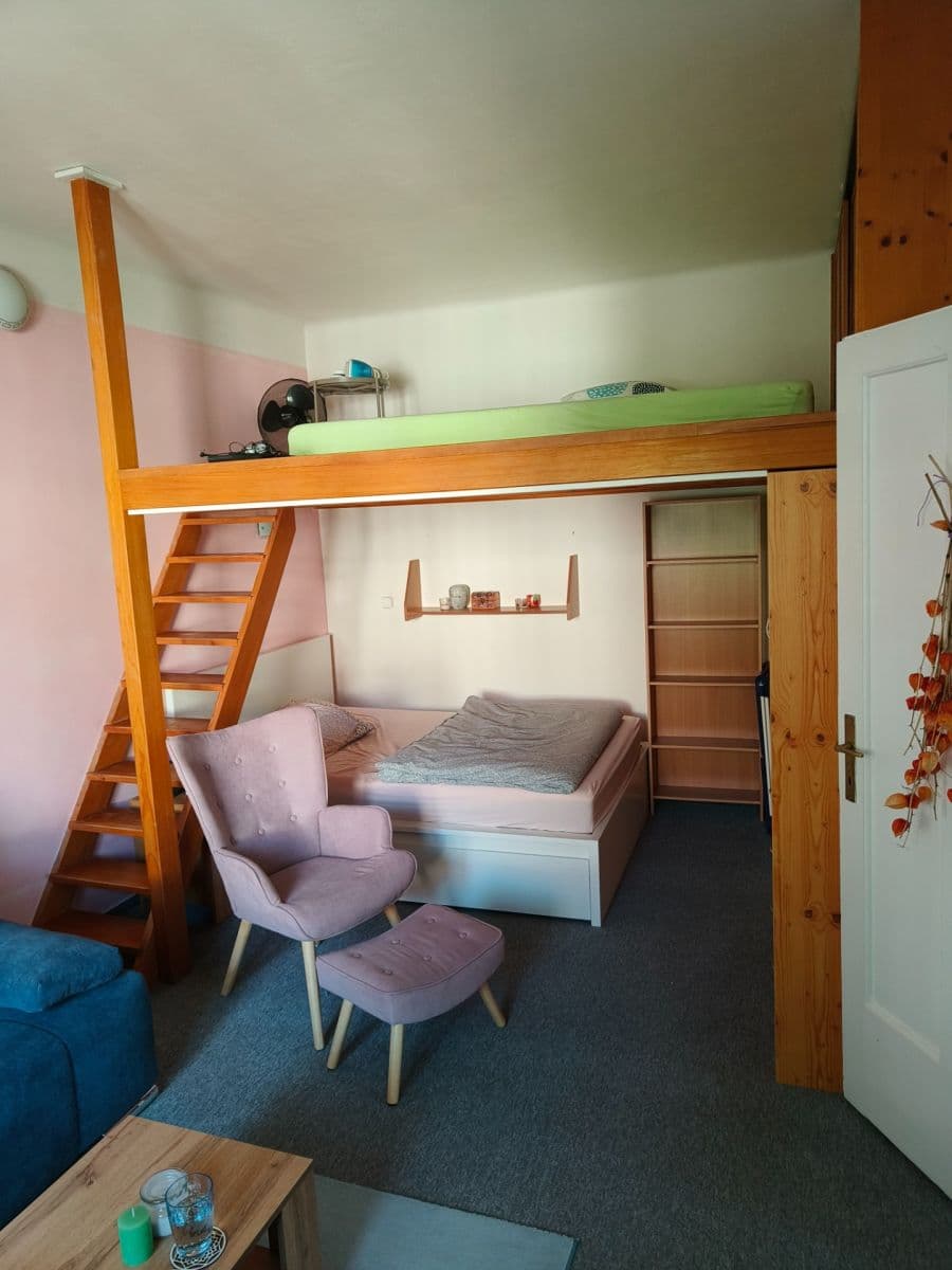Pronájem bytu 1+1 43 m², Špitálská, Praha, Praha Pronájem bytu 1+1 43 m², Špitálská, Praha, Praha