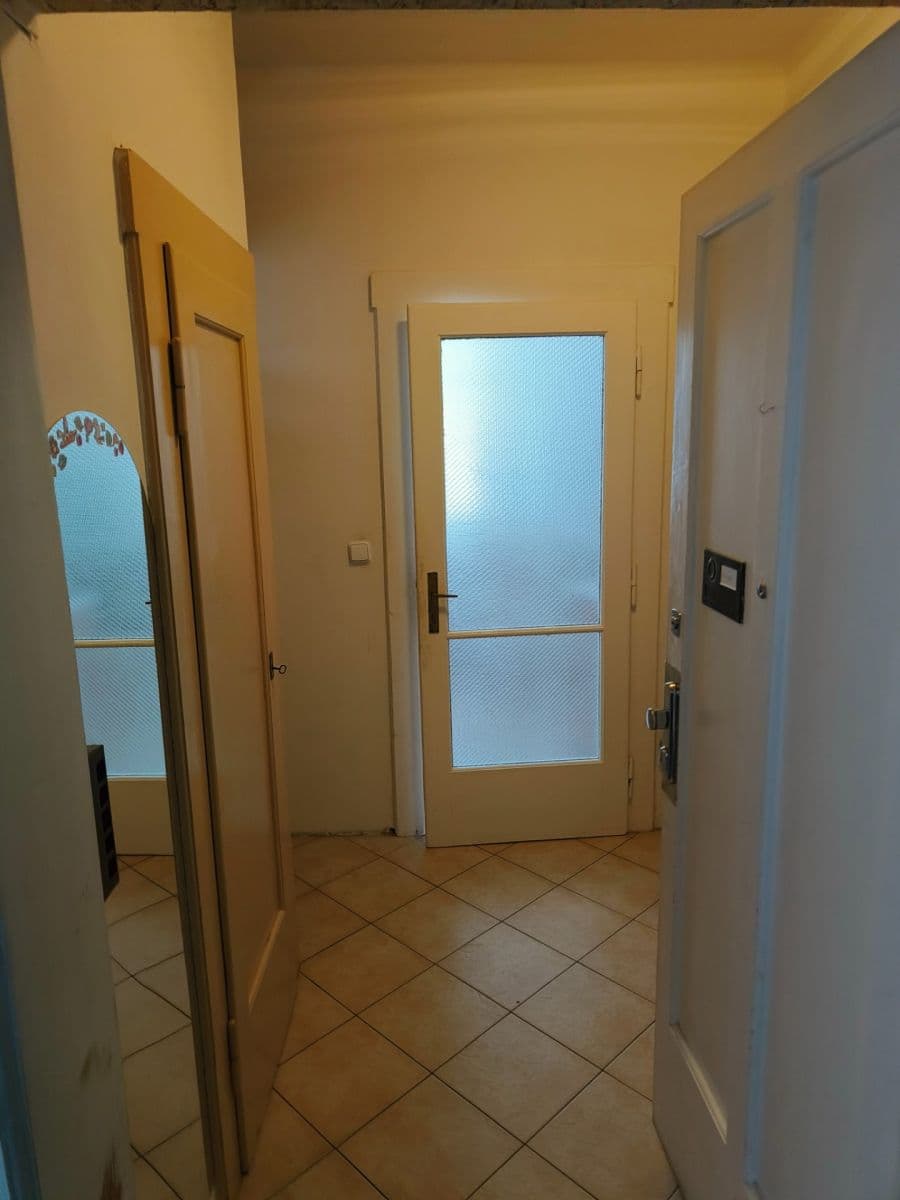 Pronájem bytu 1+1 43 m², Špitálská, Praha, Praha Pronájem bytu 1+1 43 m², Špitálská, Praha, Praha
