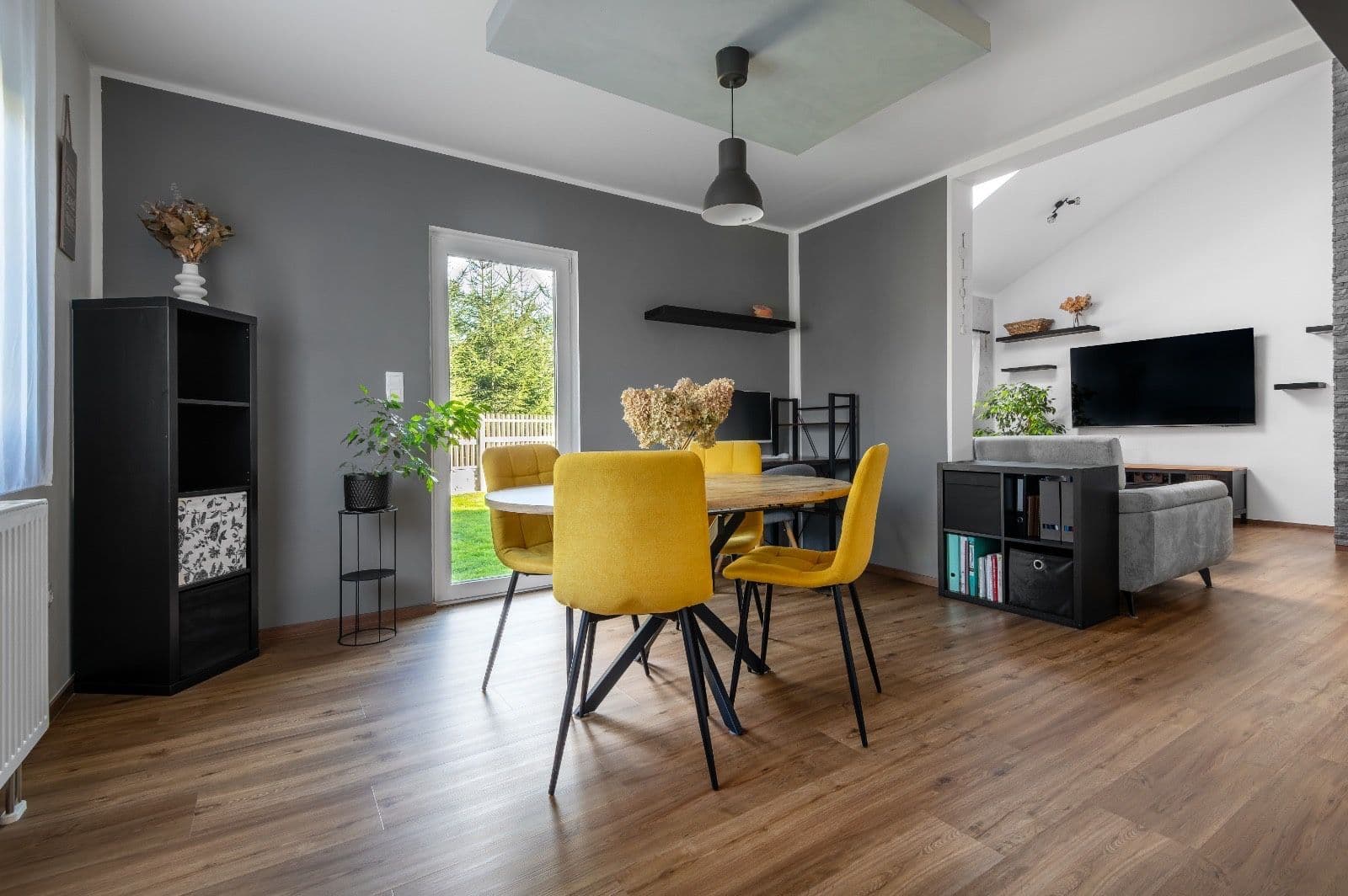 Pronájem domu 104 m², pozemek 1.000 m², Křesetice, Středočeský kraj Pronájem domu 104 m², pozemek 1.000 m², Křesetice, Středočeský kraj