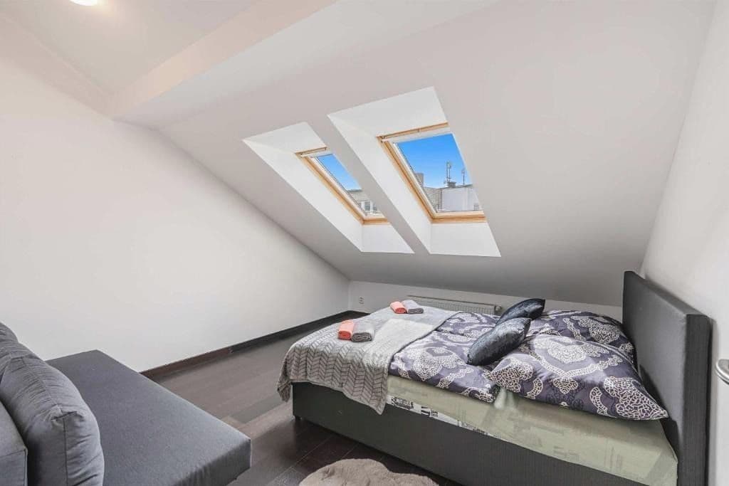 Pronájem bytu 3+kk 145 m², Košická, Praha, Praha Pronájem bytu 3+kk 145 m², Košická, Praha, Praha