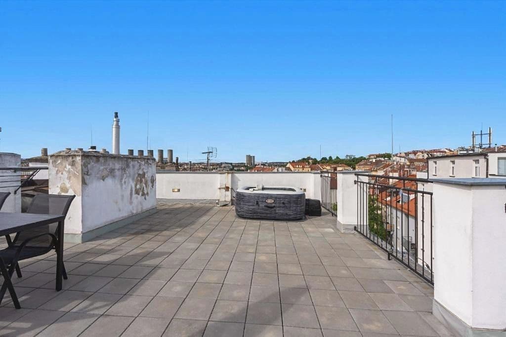 Pronájem bytu 3+kk 145 m², Košická, Praha, Praha Pronájem bytu 3+kk 145 m², Košická, Praha, Praha