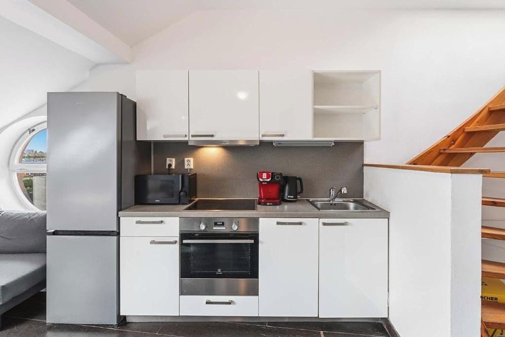 Pronájem bytu 3+kk 145 m², Košická, Praha, Praha Pronájem bytu 3+kk 145 m², Košická, Praha, Praha