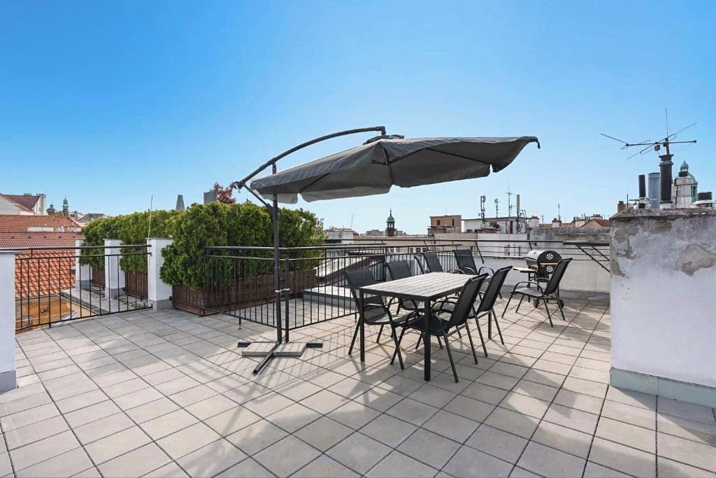 Pronájem bytu 3+kk 145 m², Košická, Praha, Praha Pronájem bytu 3+kk 145 m², Košická, Praha, Praha