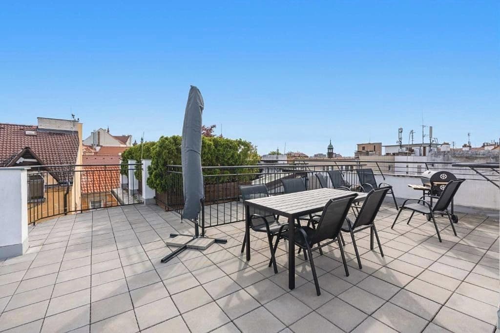 Pronájem bytu 3+kk 145 m², Košická, Praha, Praha Pronájem bytu 3+kk 145 m², Košická, Praha, Praha