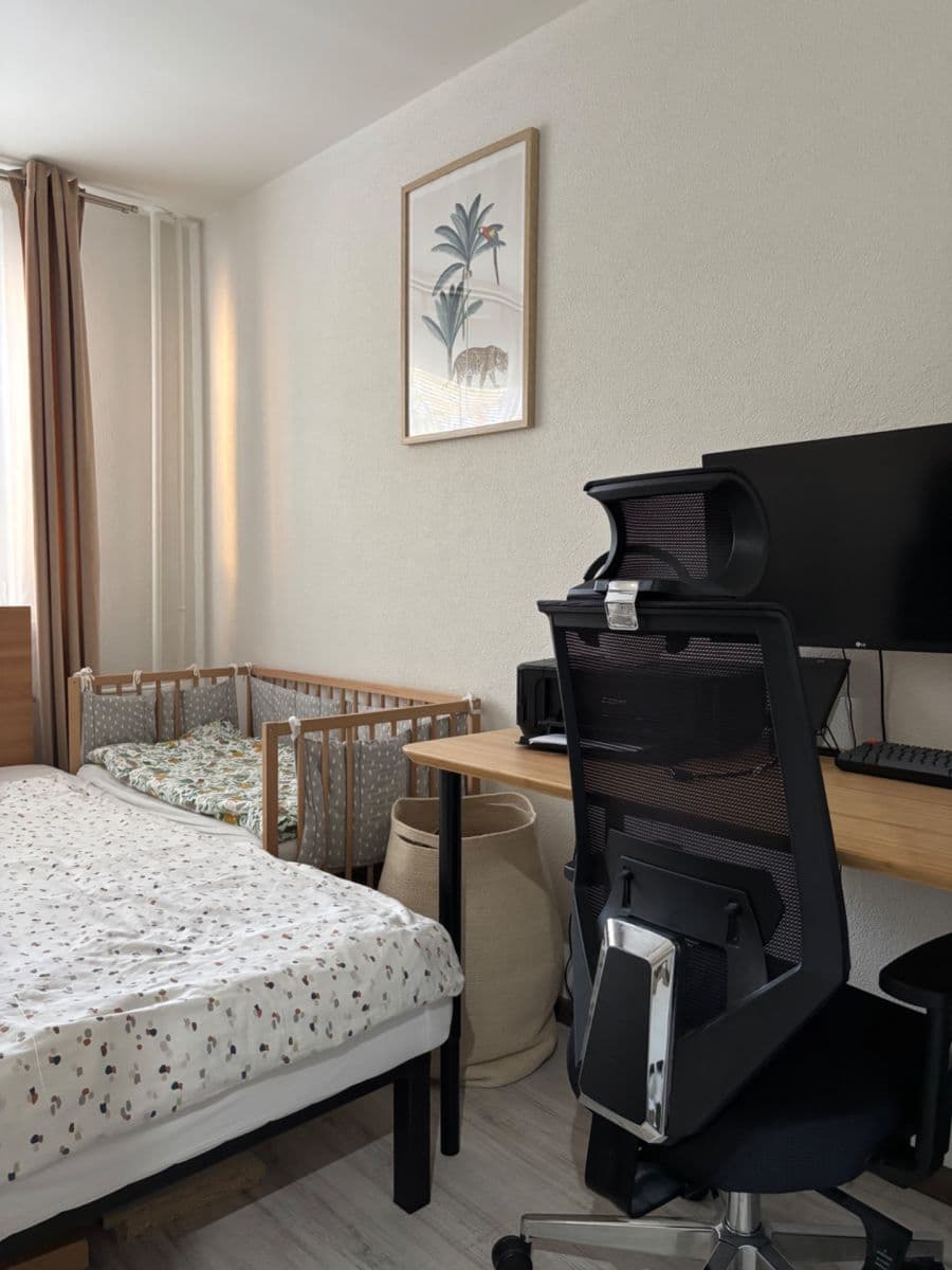 Pronájem bytu 2+1 52 m², Medveďovej, Petržalka, Bratislavský kraj Pronájem bytu 2+1 52 m², Medveďovej, Petržalka, Bratislavský kraj