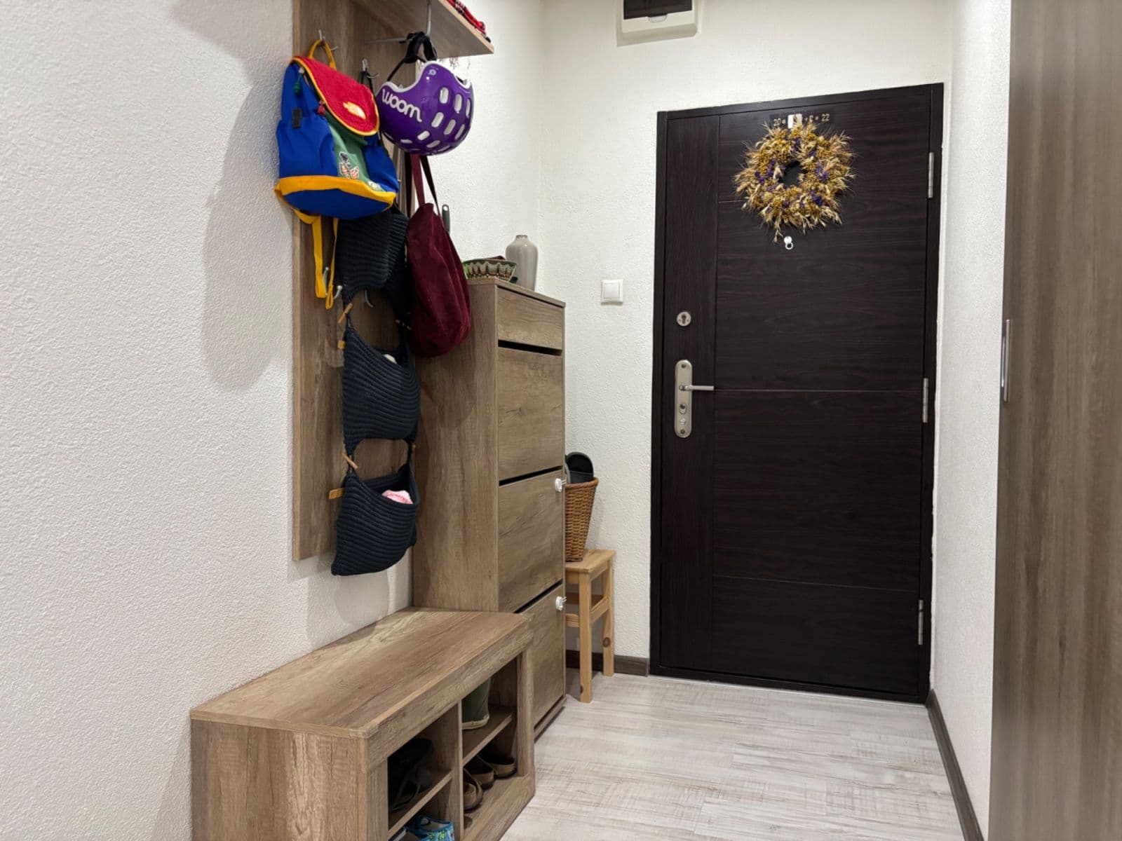 Pronájem bytu 2+1 52 m², Medveďovej, Petržalka, Bratislavský kraj Pronájem bytu 2+1 52 m², Medveďovej, Petržalka, Bratislavský kraj