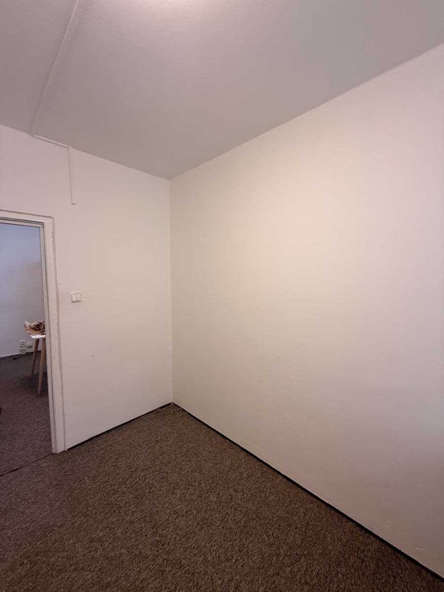 Pronájem bytu 2+1 47 m², Pionýrská, Olomouc, Olomoucký kraj Pronájem bytu 2+1 47 m², Pionýrská, Olomouc, Olomoucký kraj
