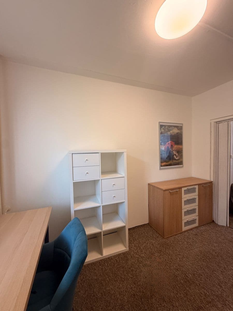 Pronájem bytu 2+1 47 m², Pionýrská, Olomouc, Olomoucký kraj Pronájem bytu 2+1 47 m², Pionýrská, Olomouc, Olomoucký kraj