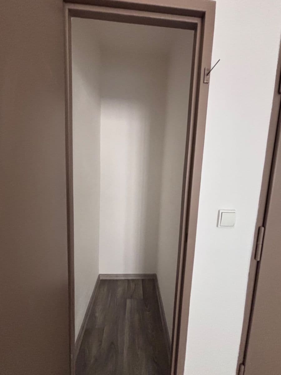 Prodej bytu 1+kk 25 m², K Louži, Praha, Praha Prodej bytu 1+kk 25 m², K Louži, Praha, Praha