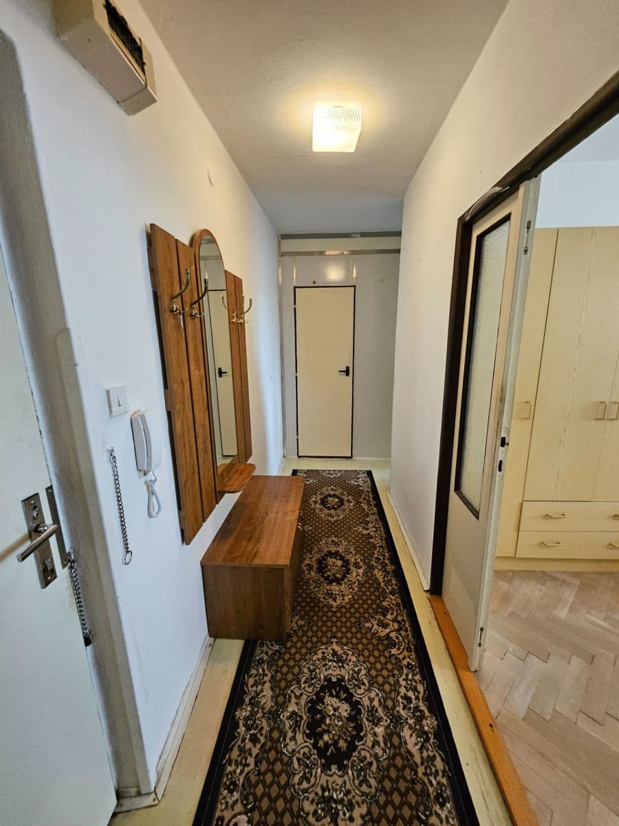 Pronájem bytu 1+1 38 m², Rolnická, Opava, Moravskoslezský kraj Pronájem bytu 1+1 38 m², Rolnická, Opava, Moravskoslezský kraj