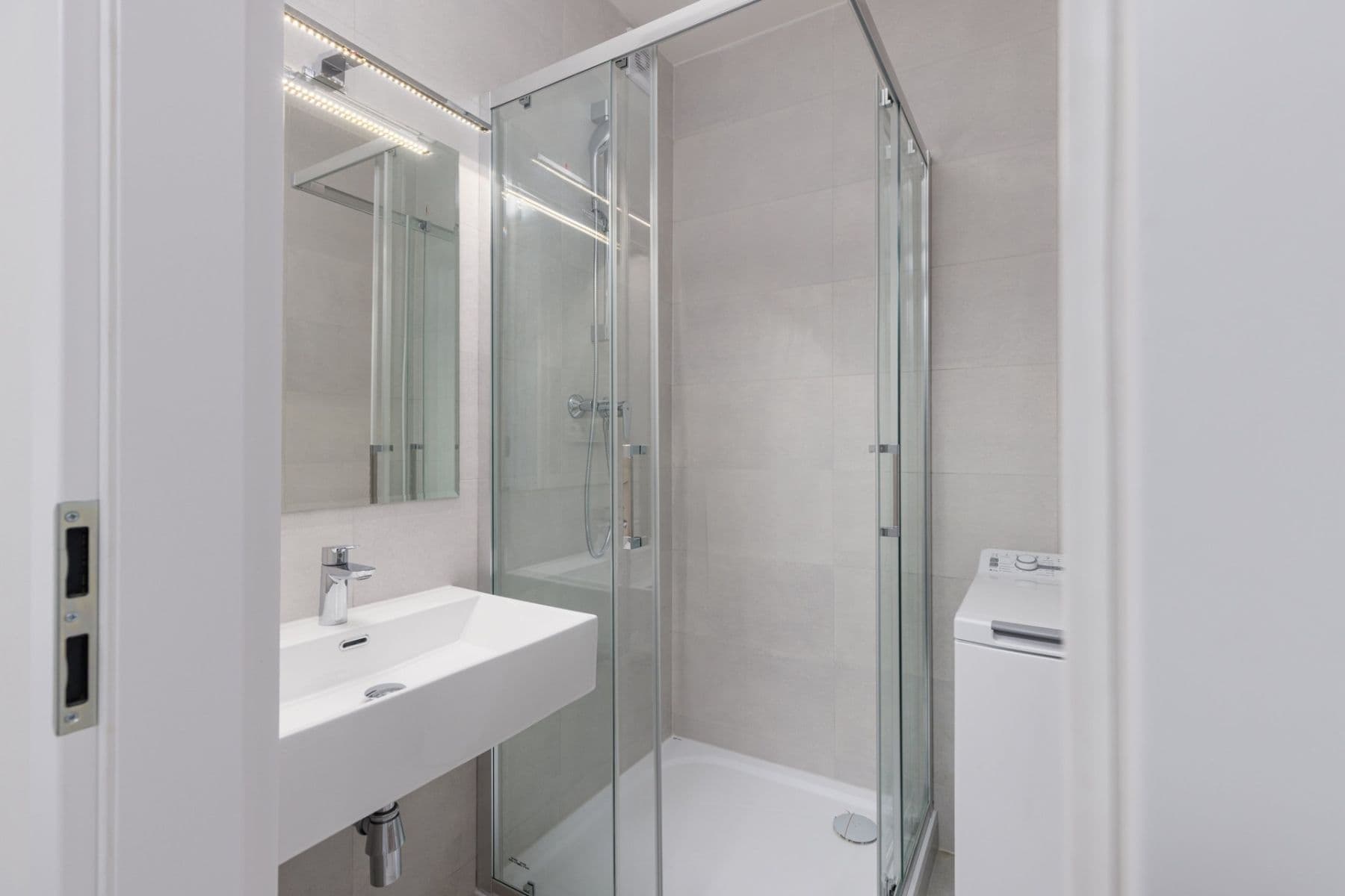 Pronájem bytu 2+1 53 m², Hostýnská, Praha, Praha Pronájem bytu 2+1 53 m², Hostýnská, Praha, Praha