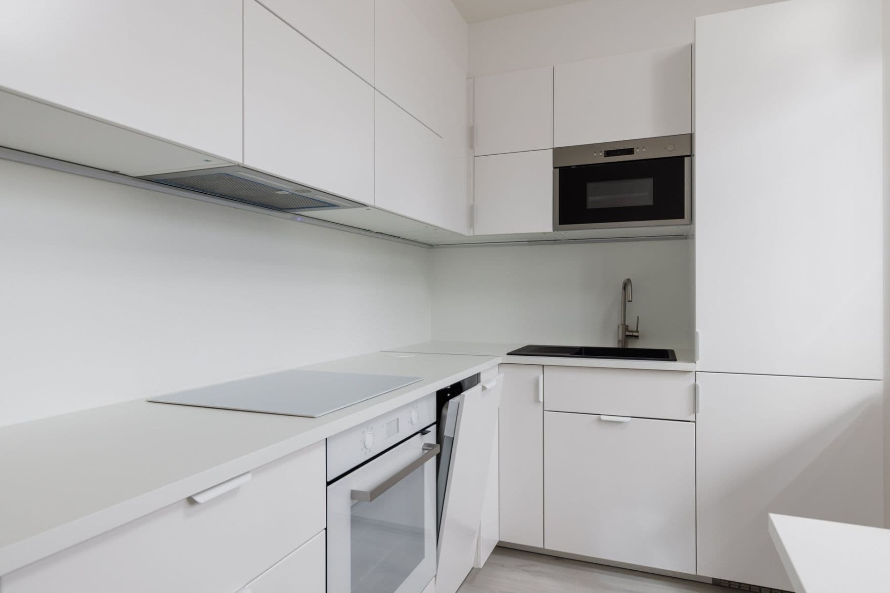 Pronájem bytu 2+1 53 m², Hostýnská, Praha, Praha Pronájem bytu 2+1 53 m², Hostýnská, Praha, Praha