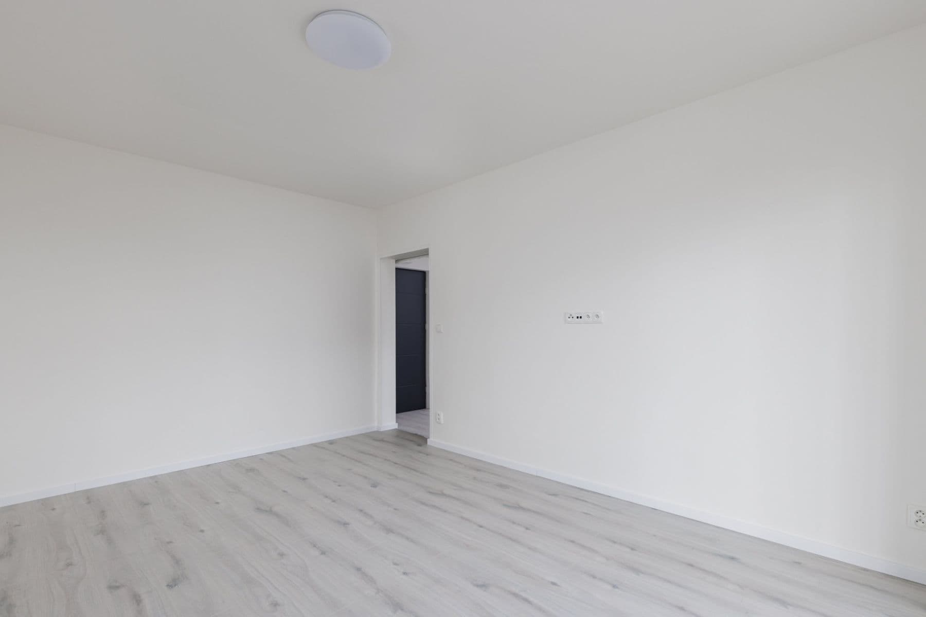 Pronájem bytu 2+1 53 m², Hostýnská, Praha, Praha Pronájem bytu 2+1 53 m², Hostýnská, Praha, Praha