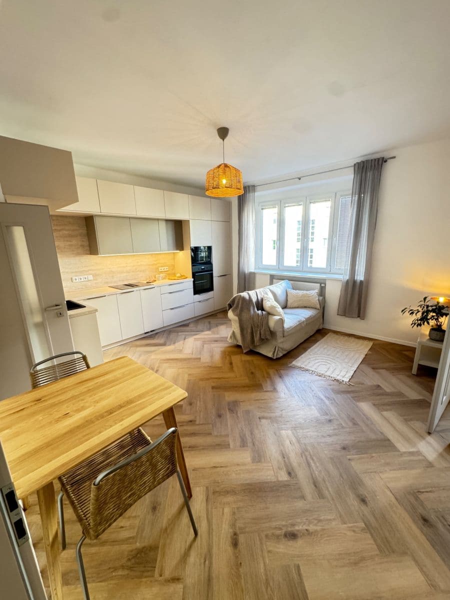 Prodej bytu 2+kk 48 m², Nad Kajetánkou, Praha, Praha Prodej bytu 2+kk 48 m², Nad Kajetánkou, Praha, Praha