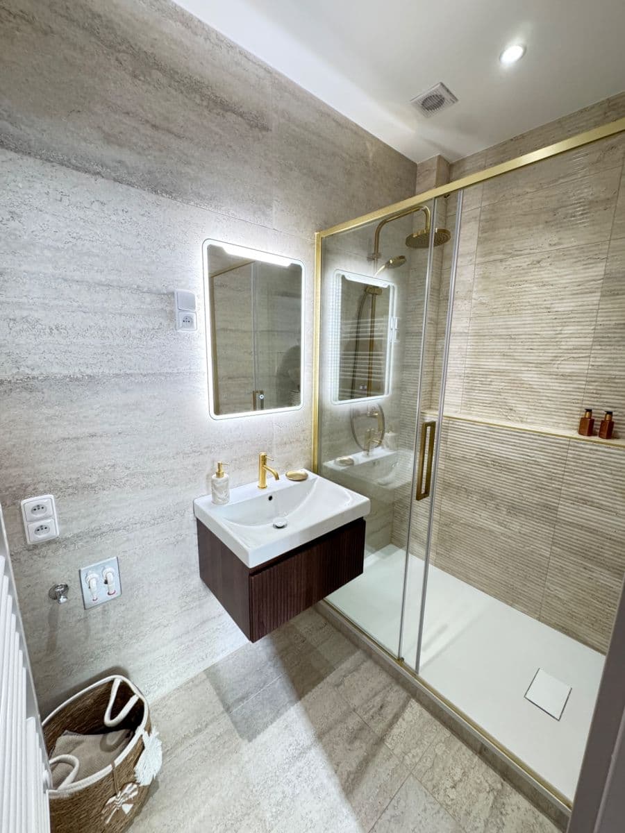 Prodej bytu 2+kk 48 m², Nad Kajetánkou, Praha, Praha Prodej bytu 2+kk 48 m², Nad Kajetánkou, Praha, Praha