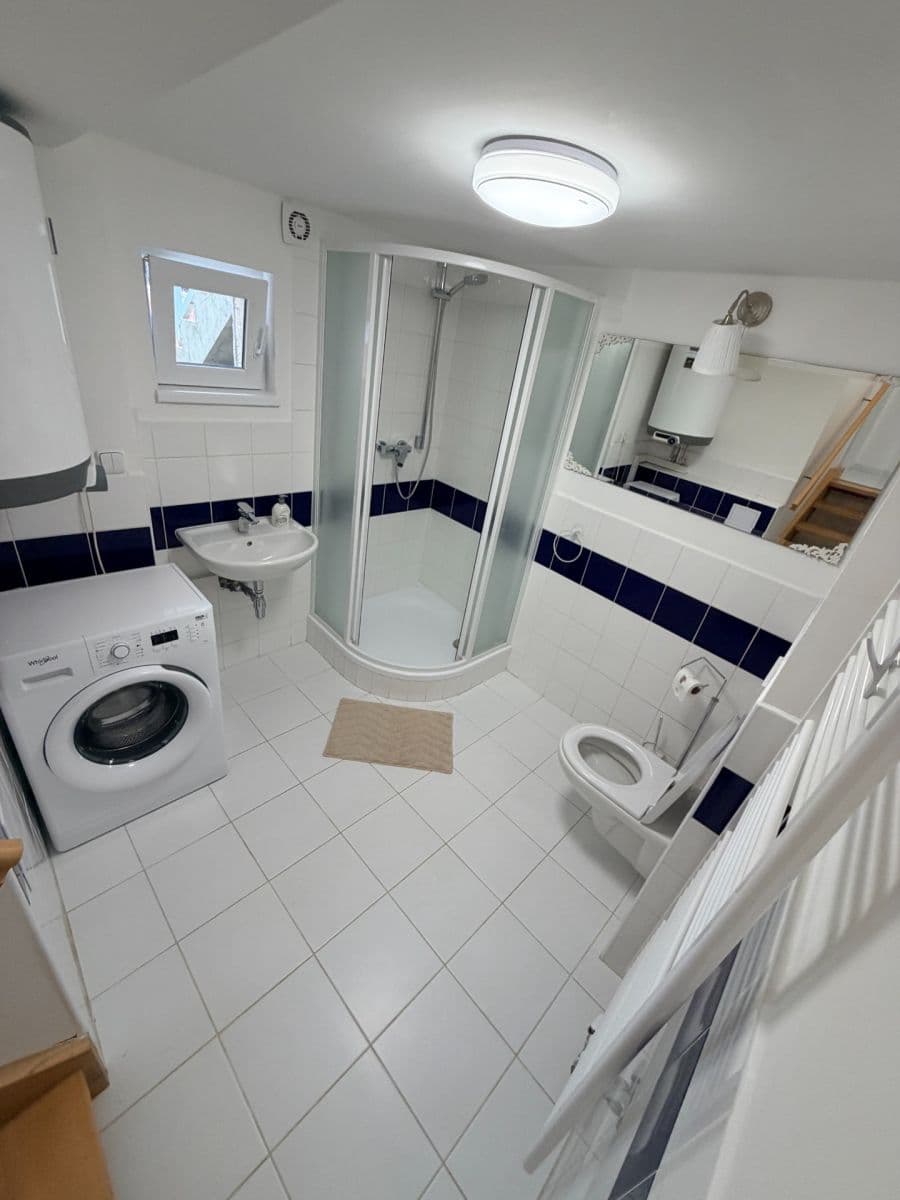 Pronájem bytu 1+kk 24 m², Macešková, Praha, Praha Pronájem bytu 1+kk 24 m², Macešková, Praha, Praha