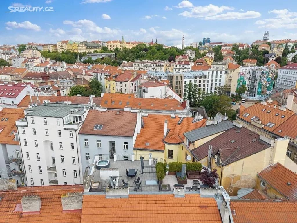 Pronájem bytu 145 m², Košická, Praha, Praha Pronájem bytu 145 m², Košická, Praha, Praha
